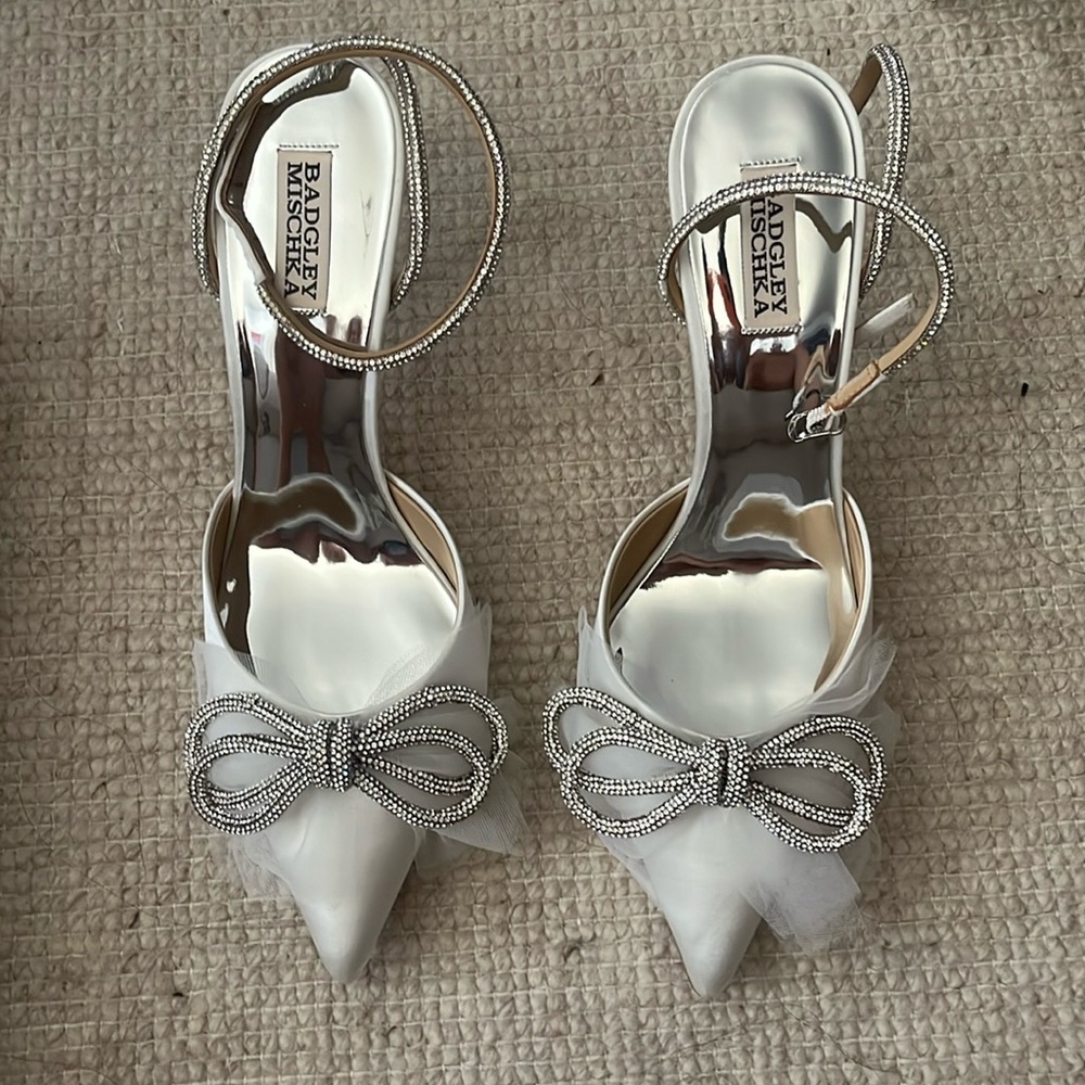 Badgley Mischka Sandals